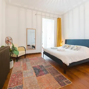 Kreef Apartment